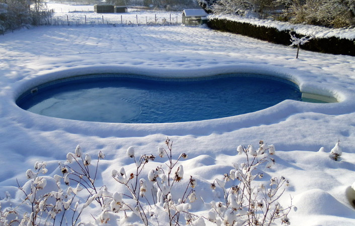 pool maintenance for wintering by a GGILPRO professional