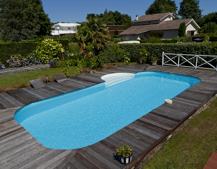 terrace in exotic wood for pool in Belgium