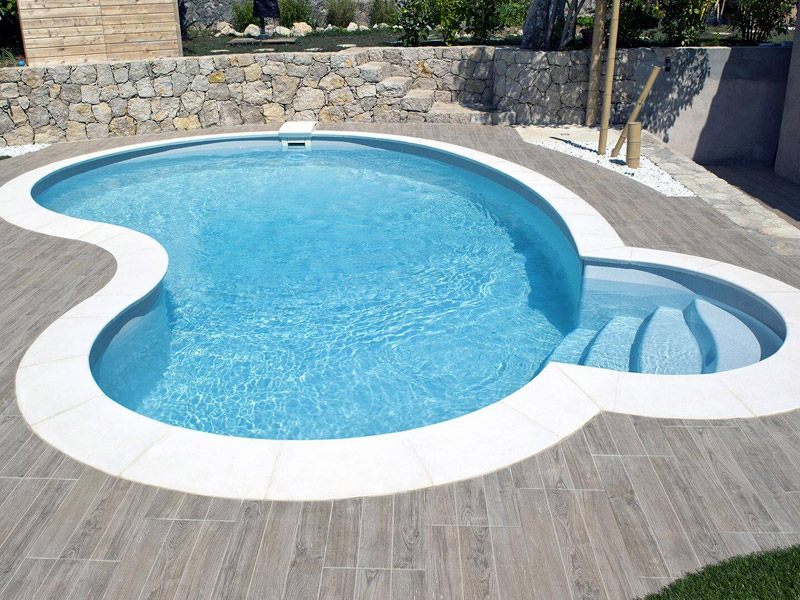 Adele avec escalier Paso 